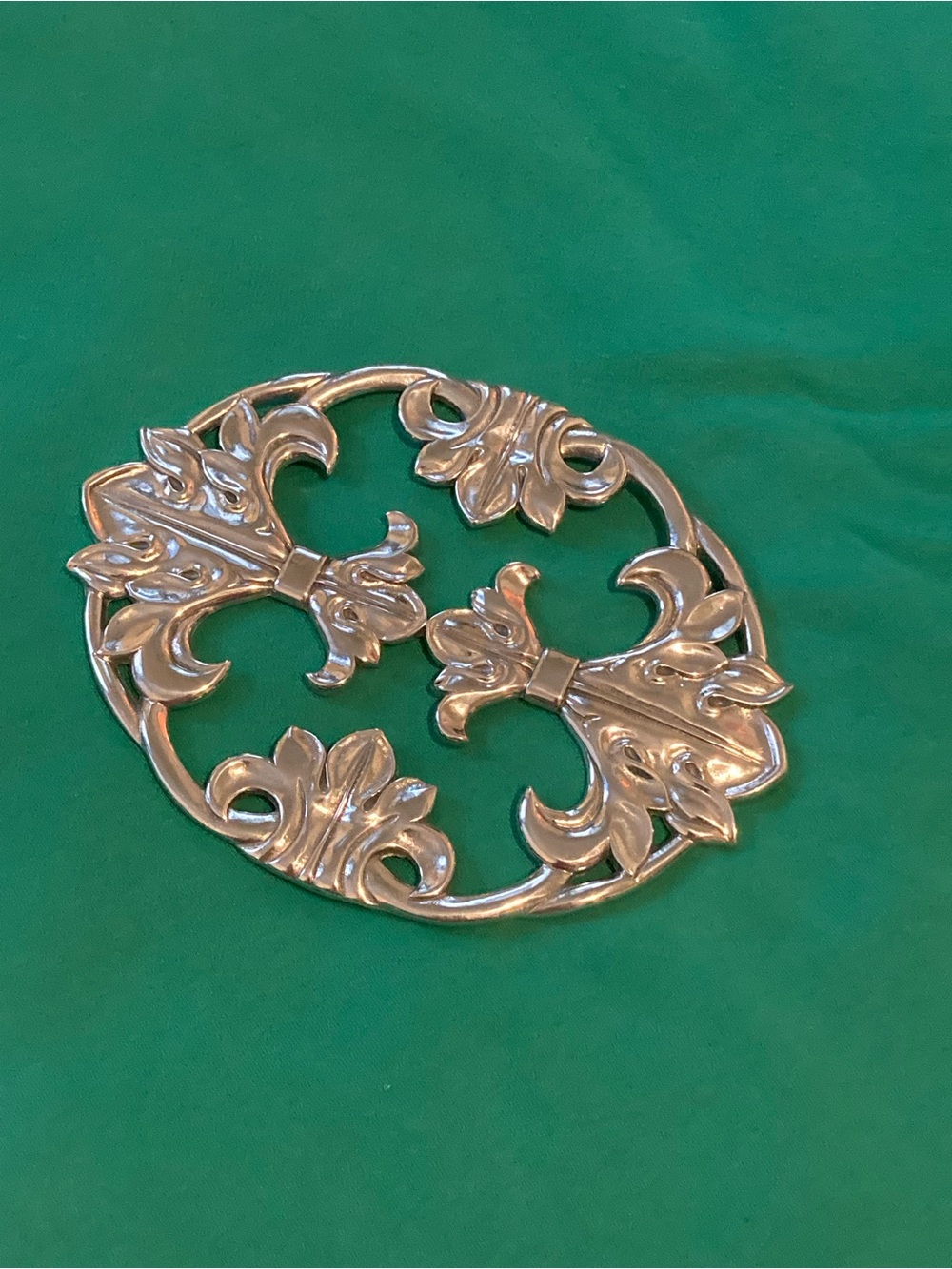 Arthur Court Fleur-de-lis Cast Aluminum Trivet NIB